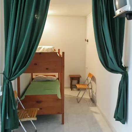 Well-located, 3-bedroom In Beautiful Andorra With Wifi - 150 El Tarter